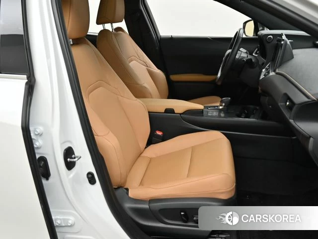 Lexus UX300h id 4533350 из Кореи 15