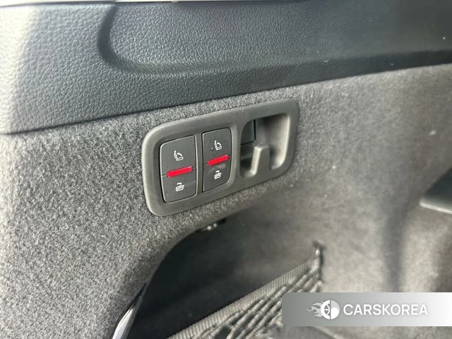 Audi Q7 id 4300456 из Китая 21