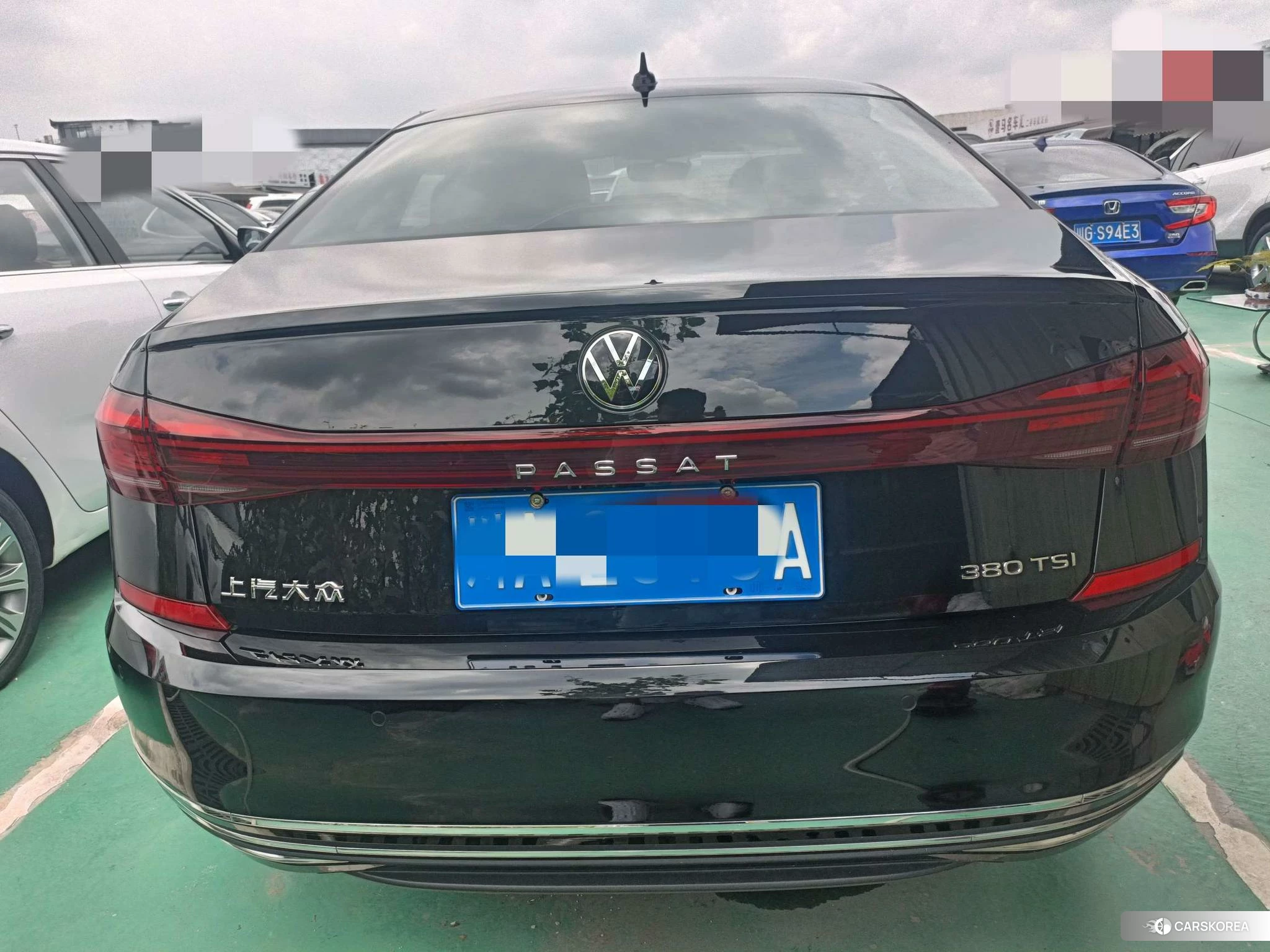 Volkswagen Passat id 4492838 из Китая 14