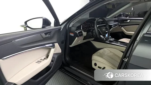 Audi A6 (C8) id 2963908 из Кореи 20