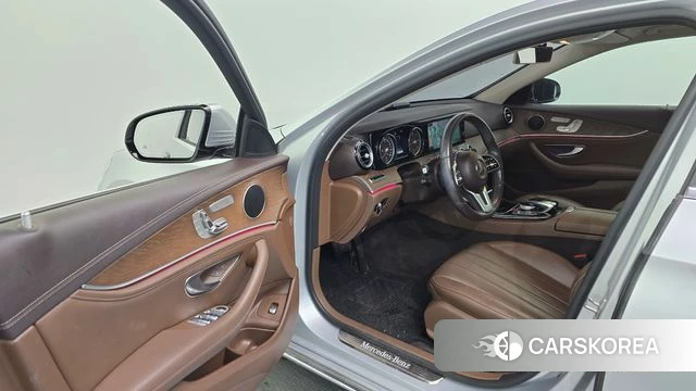 Mercedes-Benz E-Class W213 id 4780792 из Кореи 35