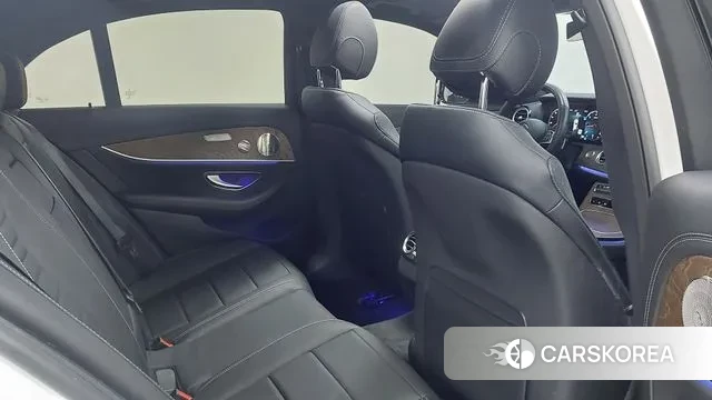 Mercedes-Benz E-Class W213 id 3787858 из Кореи 18