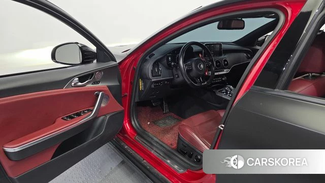 Kia Stinger id 4318366 из Кореи 35