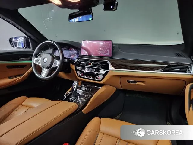 BMW 5 Series (G30) id 3463968 из Кореи 20