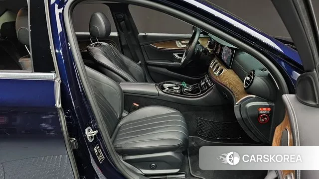 Mercedes-Benz E-Class W213 id 3176141 из Кореи 20