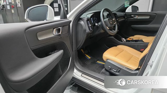 Volvo XC40 id 4500962 из Кореи 30