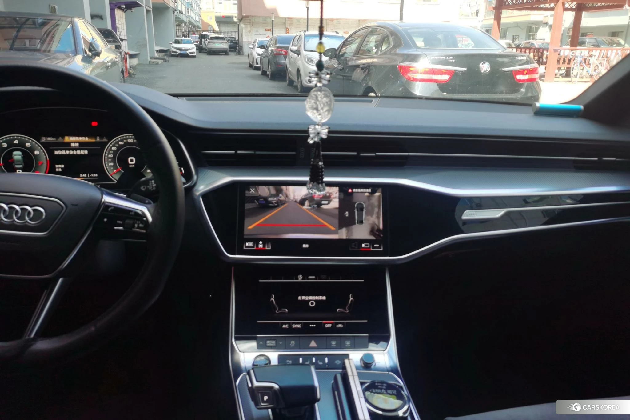 Audi A6L id 4437572 из Китая 17