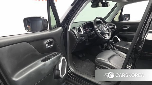 Jeep Renegade id 4605320 из Кореи 32