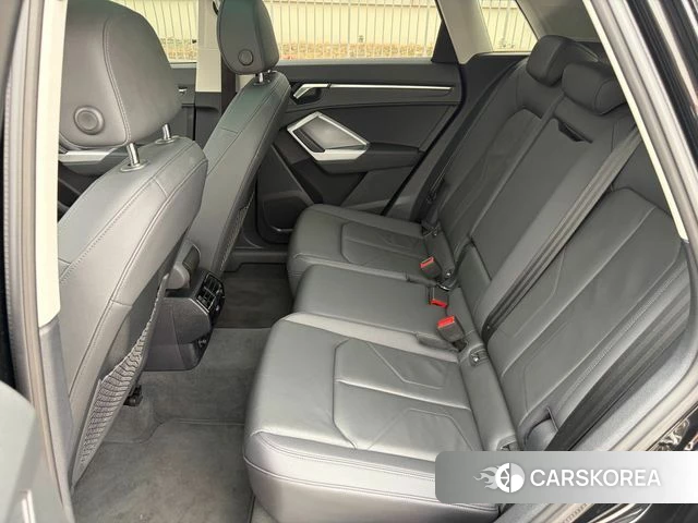 Audi Q3 (F3) id 3858742 из Кореи 17