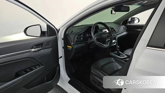 Hyundai The New Avante AD id 3844807 из Кореи 20