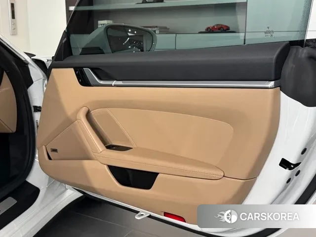 Porsche 911(992) id 2891203 из Кореи 12