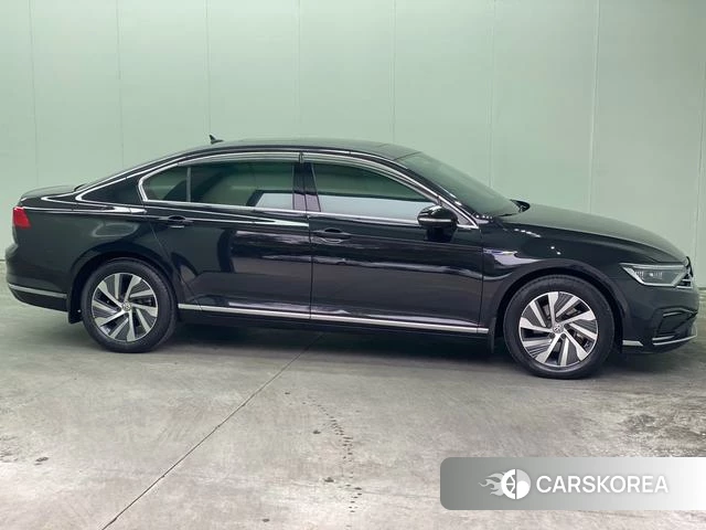 Volkswagen Magotan PHEV id 4216251 из Китая 13