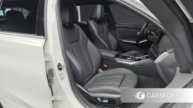 BMW 3 Series (G20) id 3841818 из Кореи 20