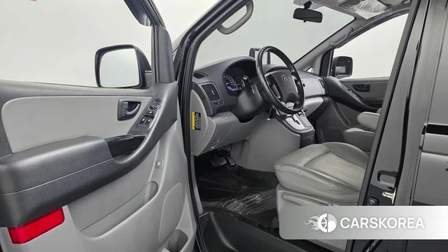 Hyundai The New Grand Starex id 4225538 из Кореи 30