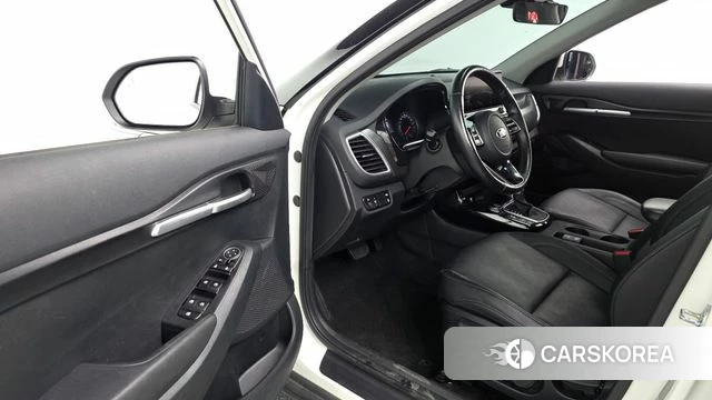 Kia Seltos id 4619491 из Кореи 20