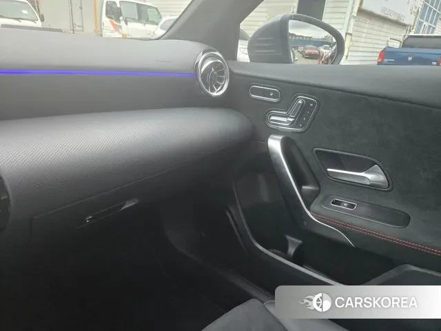 Mercedes-Benz A-Class W177 id 3241141 из Кореи 18