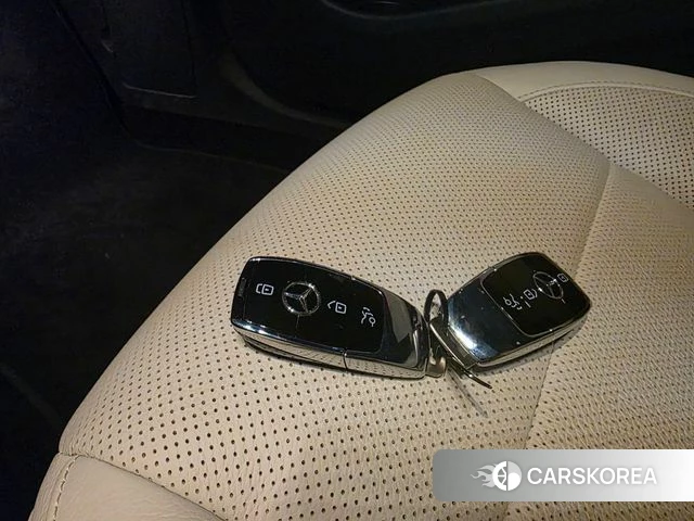 Mercedes-Benz E-Class W213 id 4654080 из Кореи 16