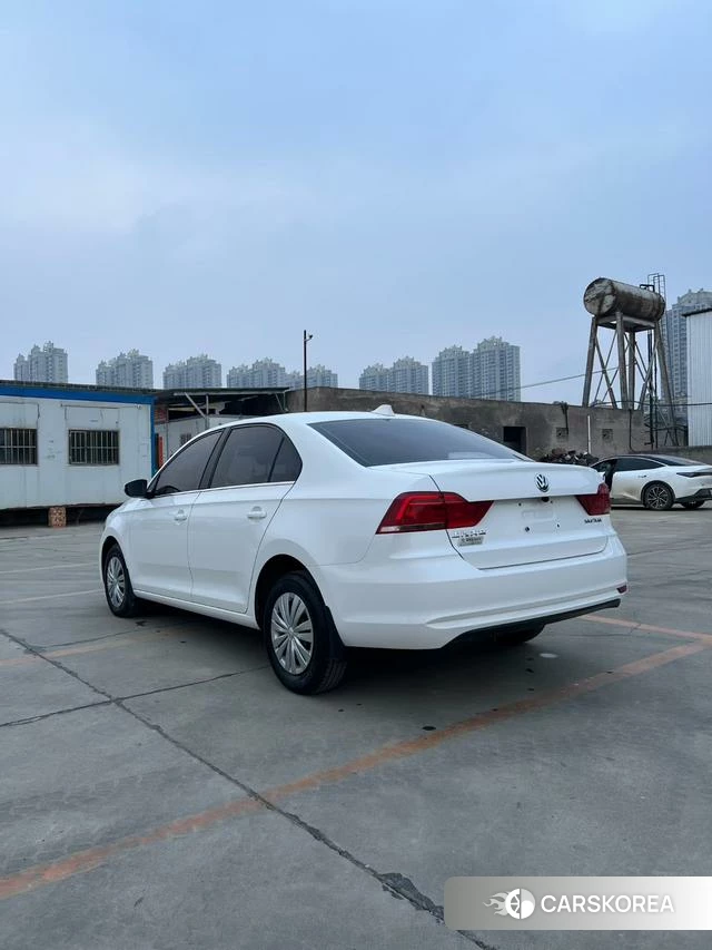 Volkswagen Santana id 4259618 из Китая 15