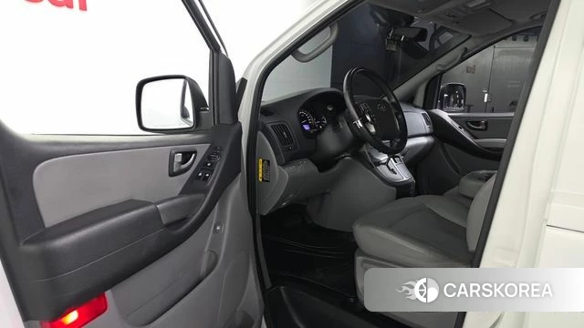 Hyundai The New Grand Starex id 4447762 из Кореи 32