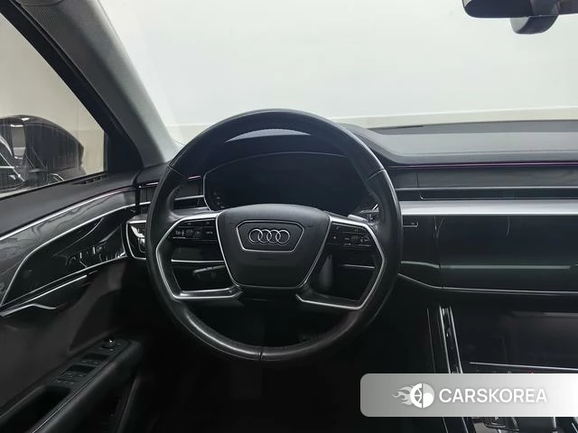 Audi A8 id 4274176 из Китая 29