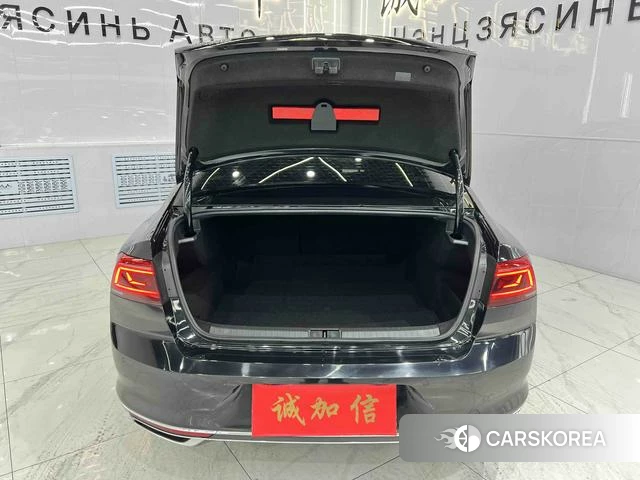 Volkswagen Magotan id 4290772 из Китая 20