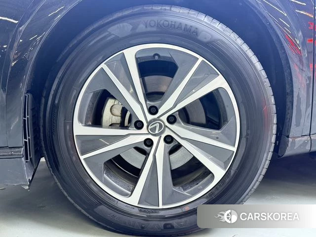 Lexus RX id 4259798 из Китая 16