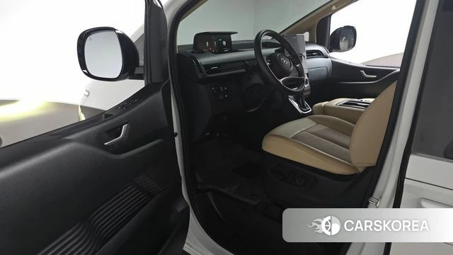 Hyundai Staria id 3811260 из Кореи 20