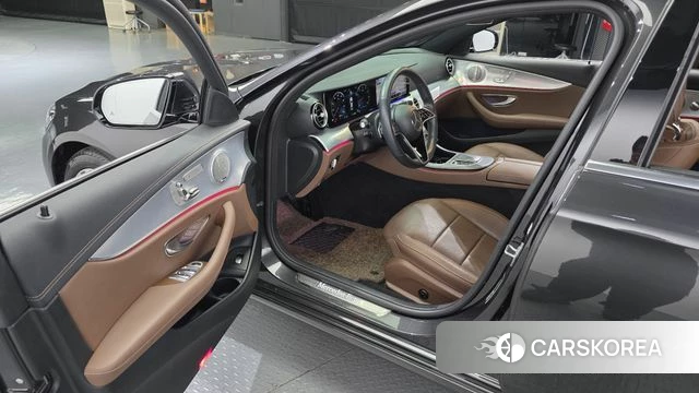 Mercedes-Benz E-Class W213 id 4657435 из Кореи 35