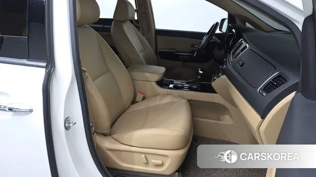 Kia The New Carnival id 3379875 из Кореи 20