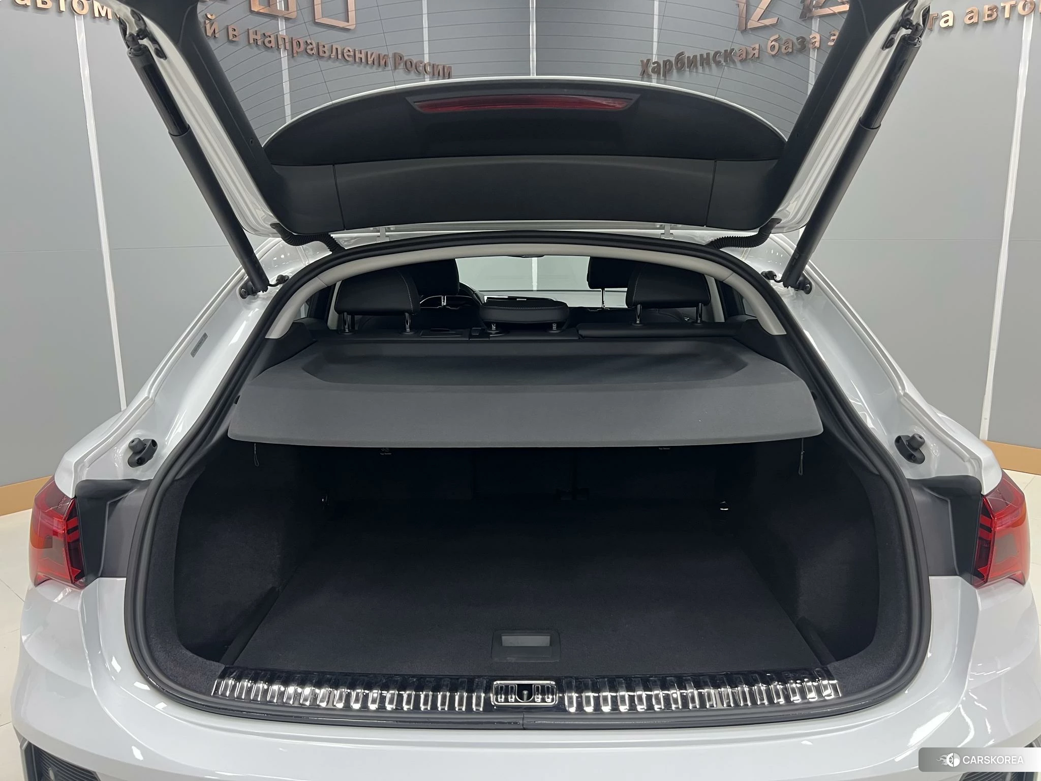 Audi Q3 Sportback id 4454386 из Китая 26