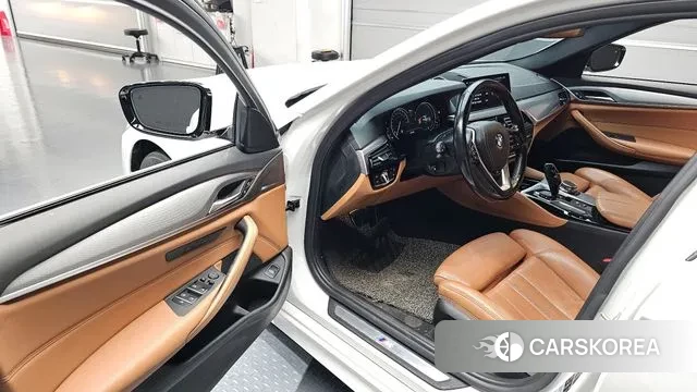 BMW 5 Series (G30) id 3357356 из Кореи 20