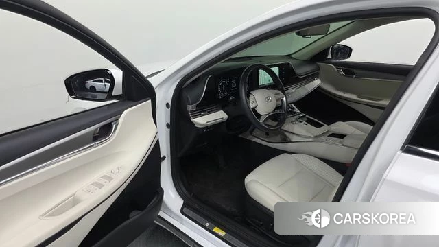 Hyundai The New Grandeur IG Hybrid id 4428780 из Кореи 30