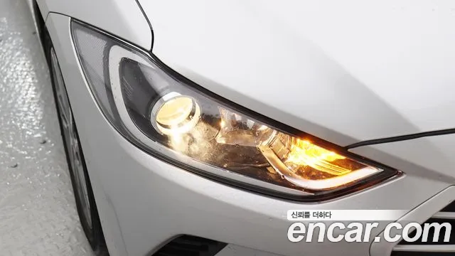 Hyundai Avante AD id 2840337 из Кореи 20