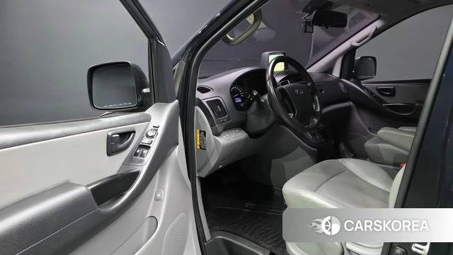 Hyundai The New Grand Starex id 4304674 из Кореи 31