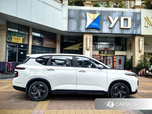 Baojun RM-5 id 3896212 из Китая 22