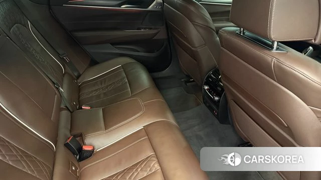 BMW 6 Series GT (G32) id 3883603 из Кореи 20