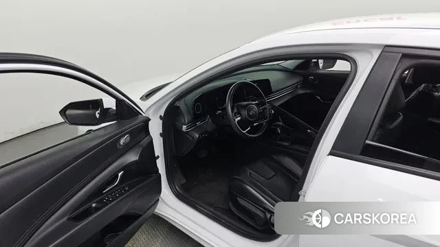 Hyundai Avante (CN7) id 3007377 из Кореи 20