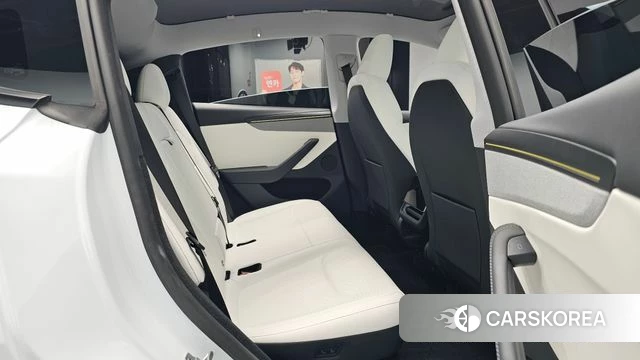 Tesla Model Y id 4686415 из Кореи 36