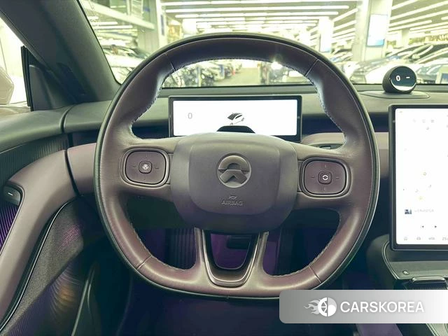 Weilai ET5 id 3913853 из Китая 16