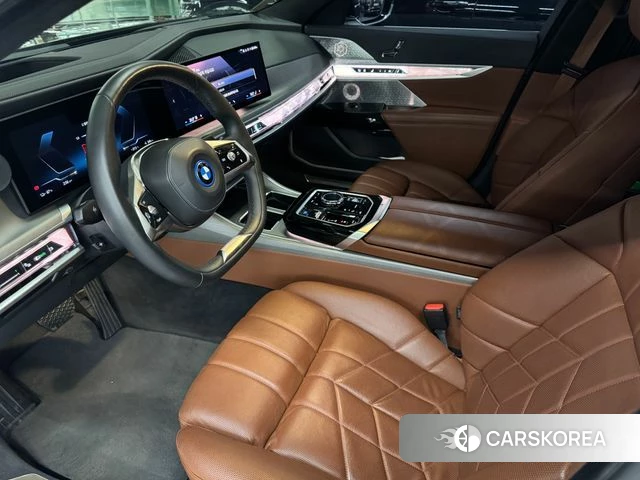 BMW i7 (G70) id 4834724 из Кореи 18
