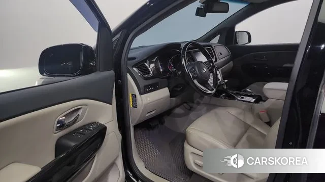 Kia The New Carnival id 3029157 из Кореи 20