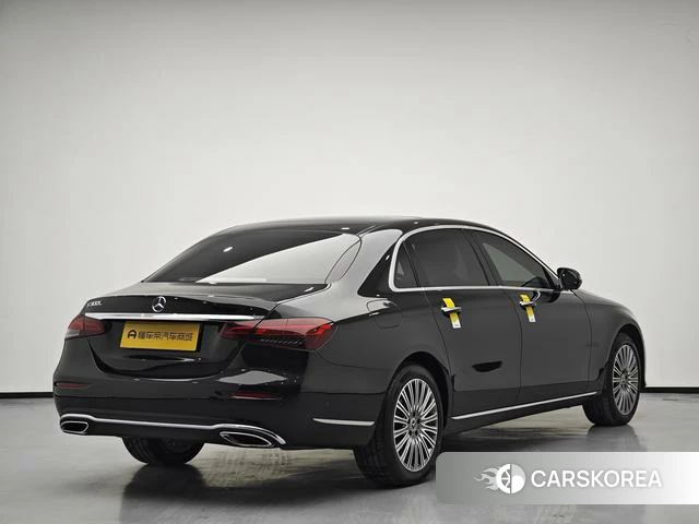 Mercedes-Benz E-class id 4260304 из Китая 20