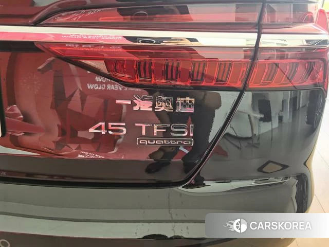 Audi A6L id 4328807 из Китая 26