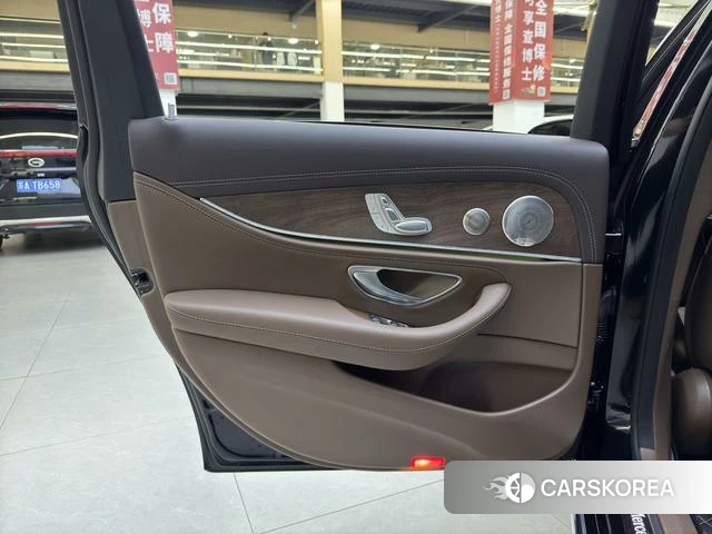 Mercedes-Benz E-class id 4299619 из Китая 14
