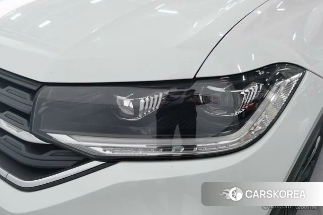 Volkswagen Exploring the shadow id 4272376 из Китая 24