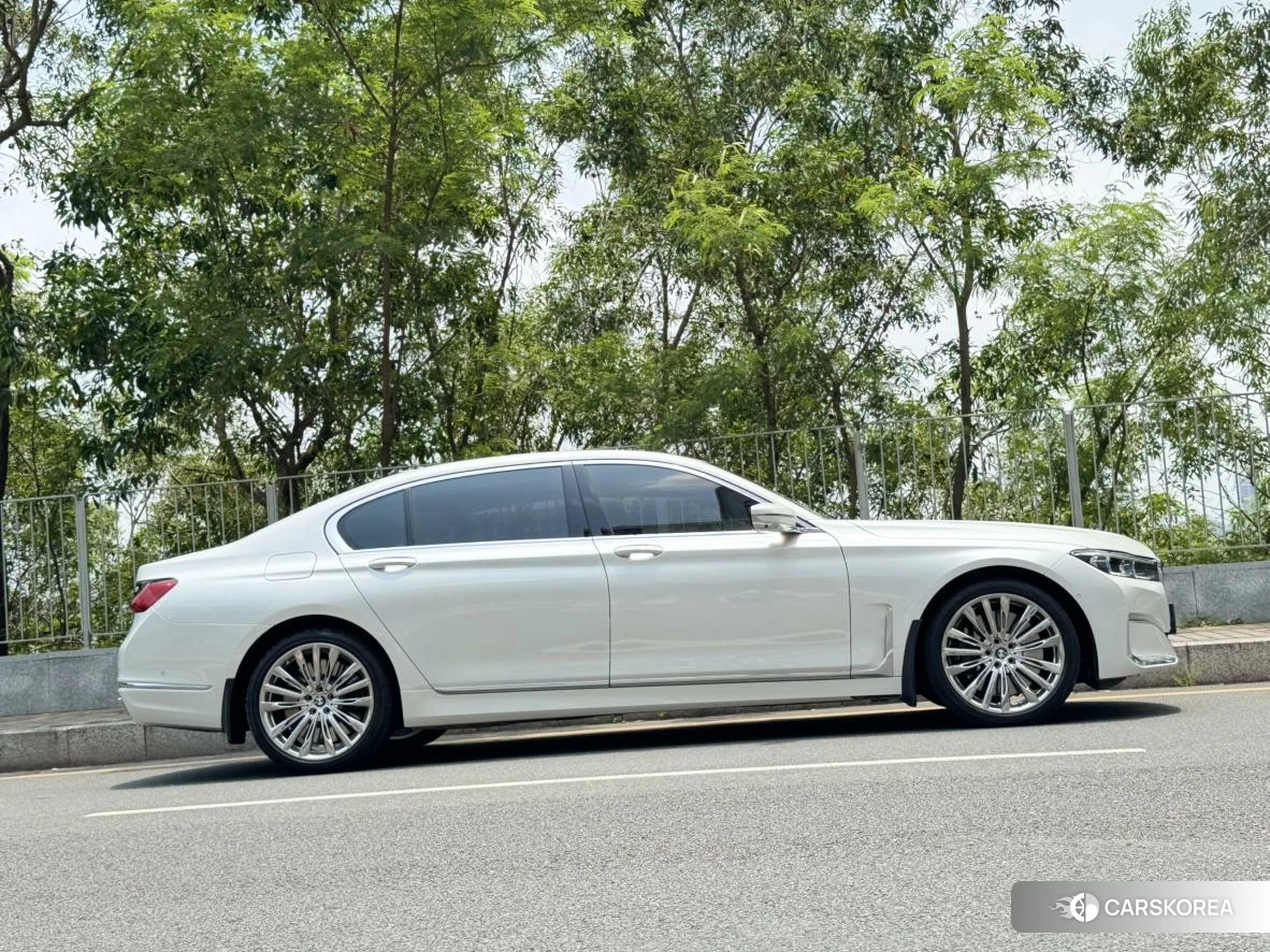 BMW 7 series id 4454687 из Китая 27