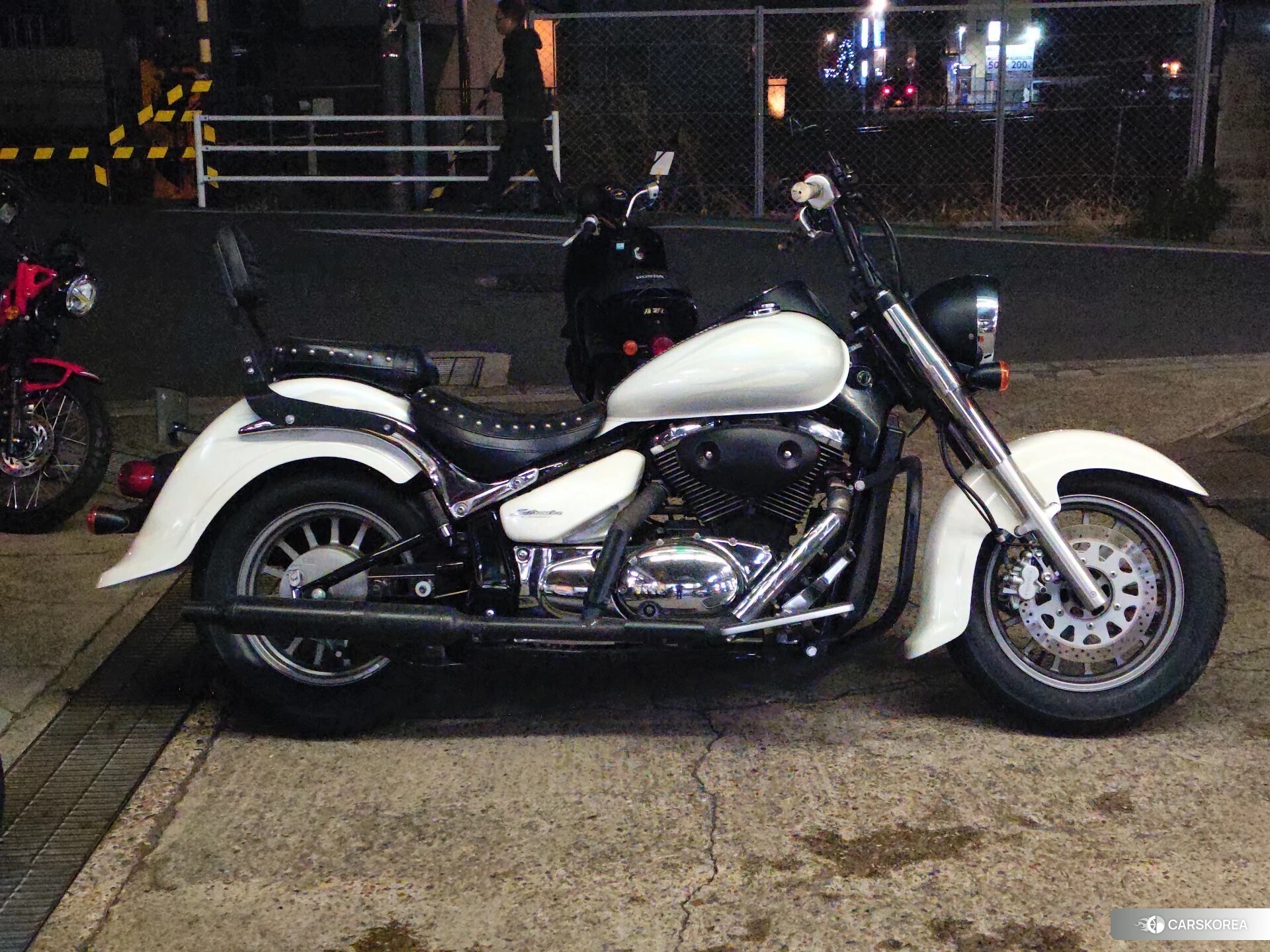 Suzuki INTRUDER 400 CLASSIC id 4373678 из Японии 10