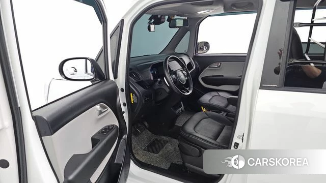 Kia The New Kia Ray EV id 3858687 из Кореи 20