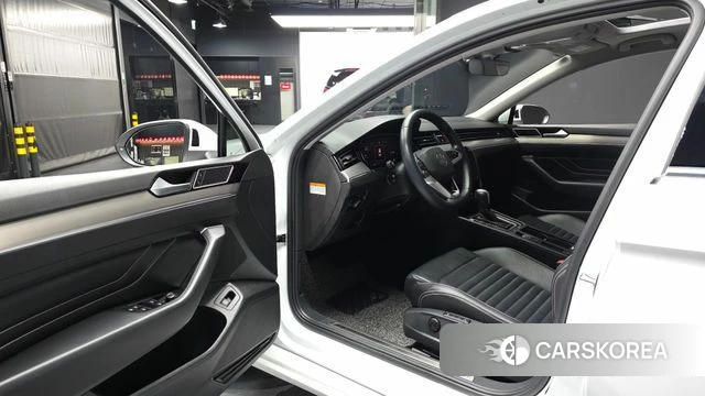 Volkswagen Passat GT (B8) id 4624261 из Кореи 32