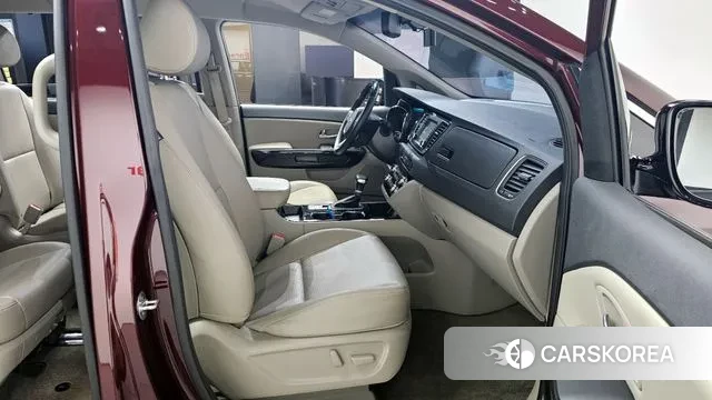 Kia The New Carnival id 3672263 из Кореи 20